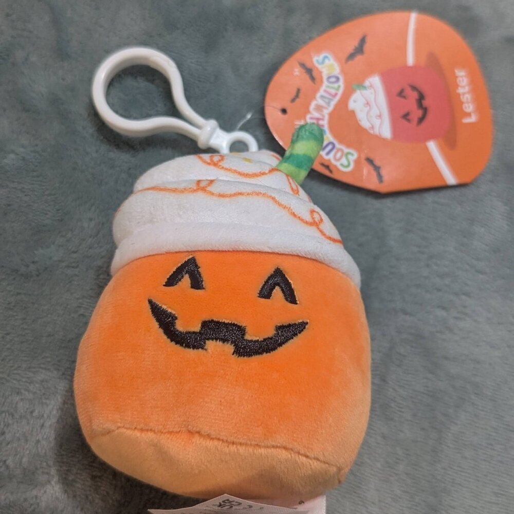 Lester Pumkpin Spice LAtte Squishmallow Clip Halloween